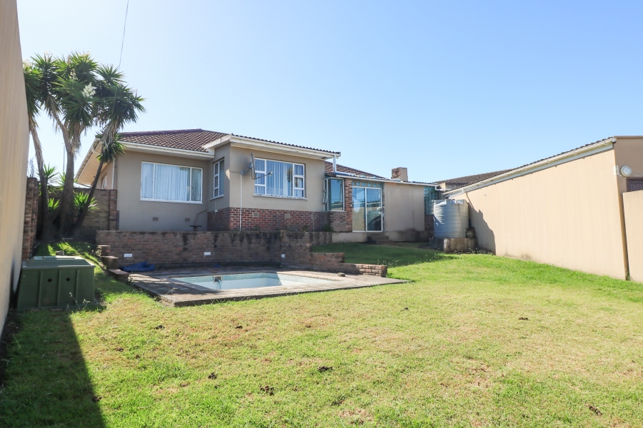 4 Bedroom Property for Sale in Chiselhurst Eastern Cape